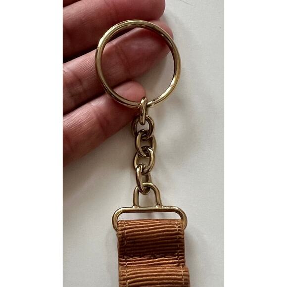 Salvatore Ferragamo Timeless Chic Brown Gold Vara Bow Key Ring Keychain - Picture 4 of 6